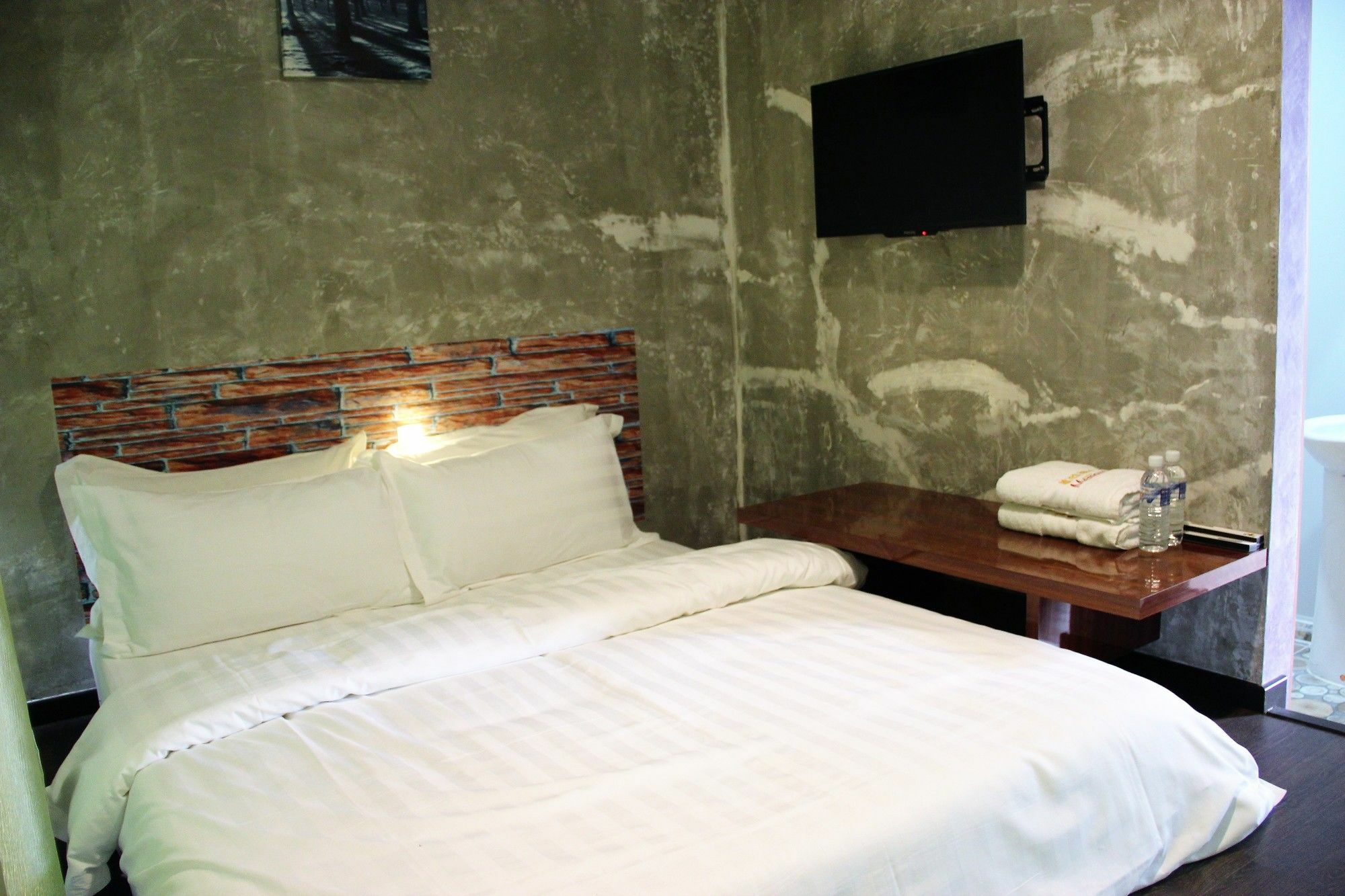 Oyo 1119 Memoire Express Hotel Kuching Exteriör bild